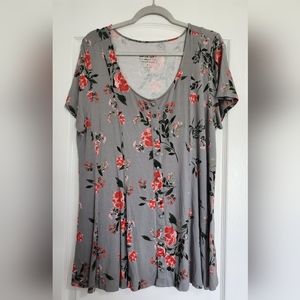 Torrid 2, super soft knit top, gray with floral pattern